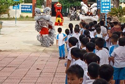 Liên đội tổ chức Trung thu cho các em học sinh năm học 2022-2023